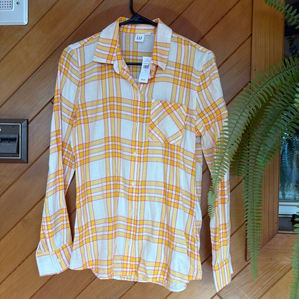 GAP Yellow and White Checkered Shirt